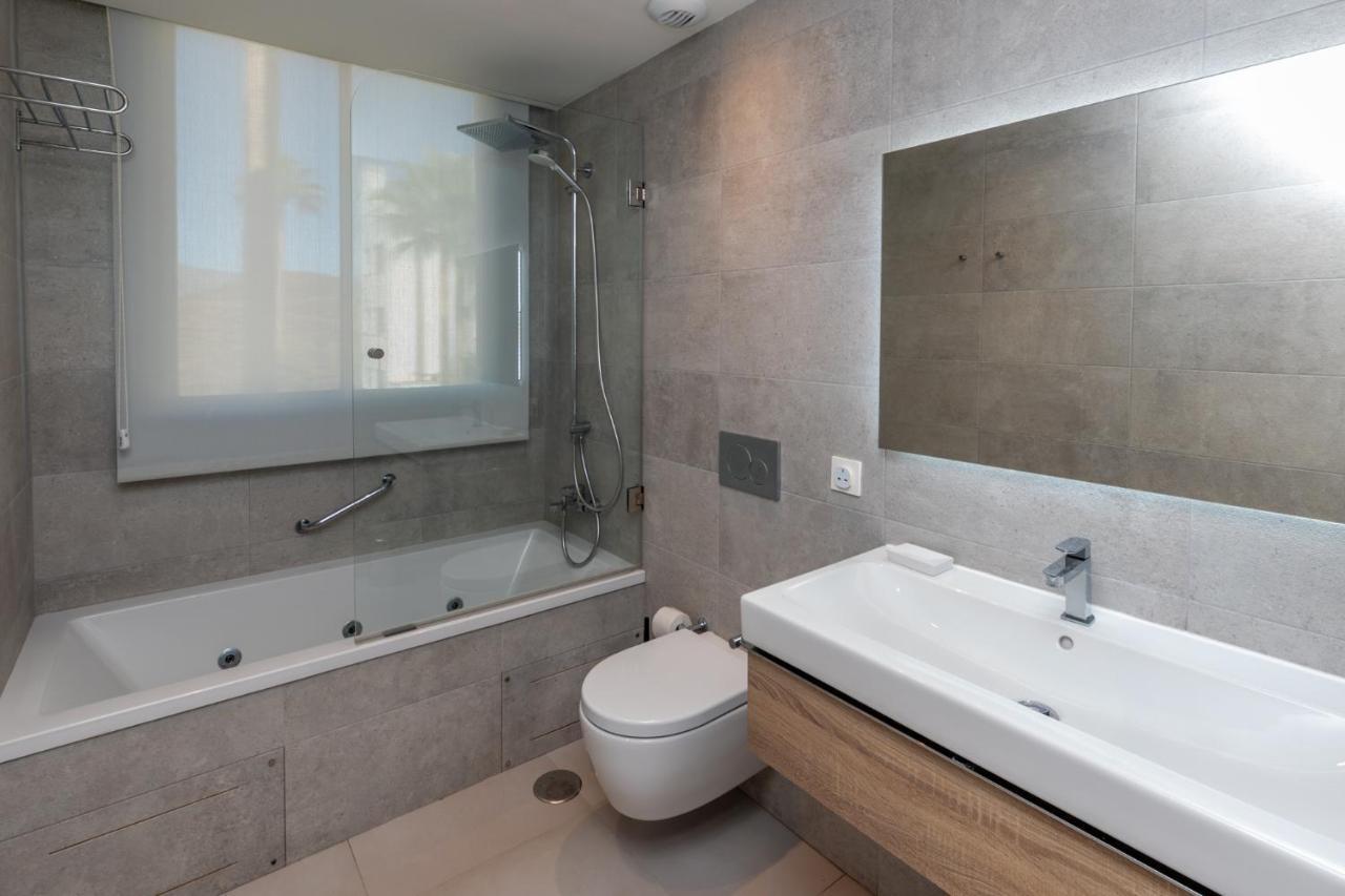 2Br Luxury - Santa Barbara Heights, Good Wifi & Ac Apartment La Cala De Mijas Exterior photo